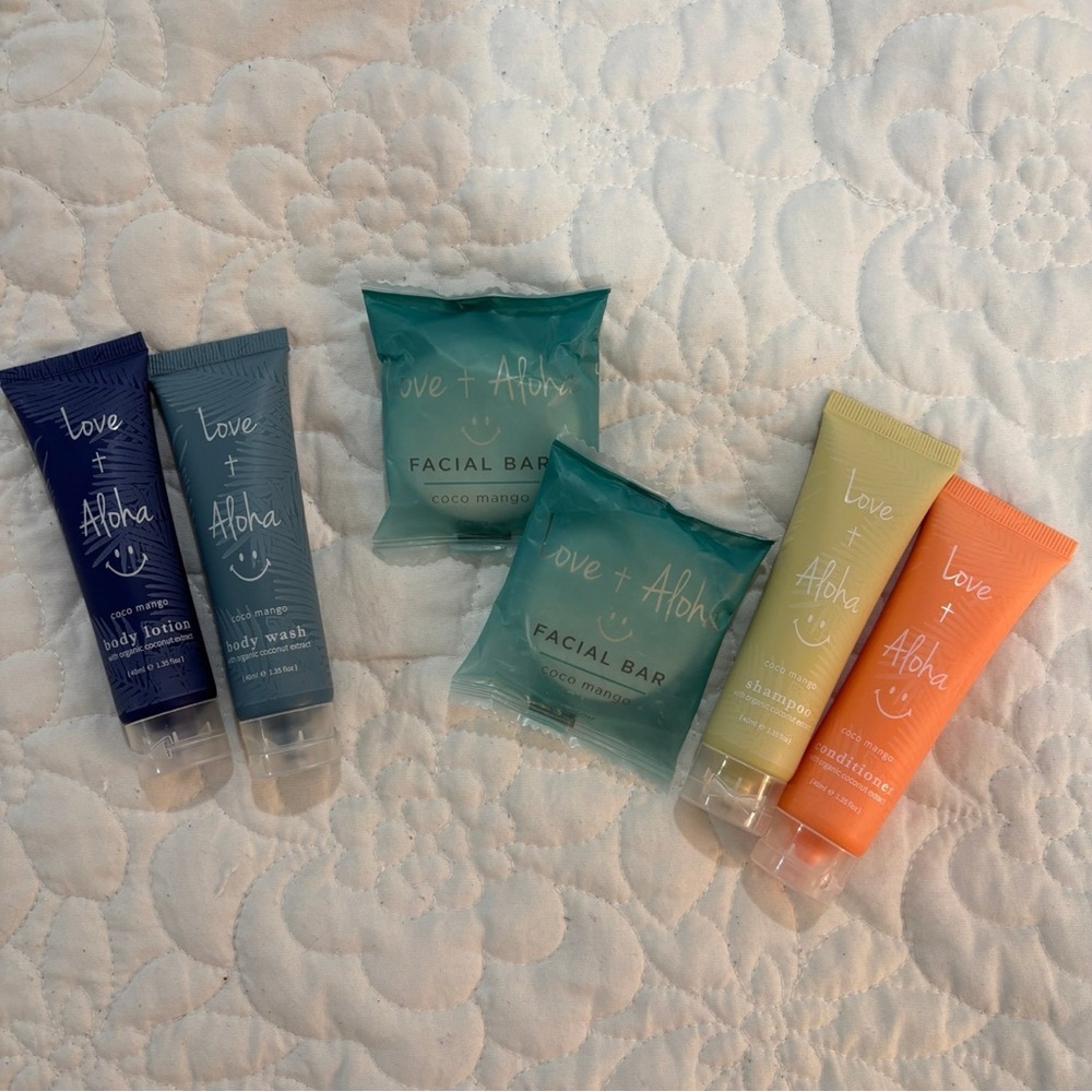 Love & Aloha Coconut Mango Hotel La Croix Toiletries Bundle